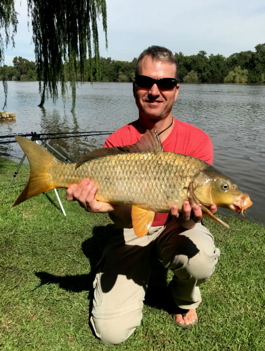 riverhouse vaal river big carp