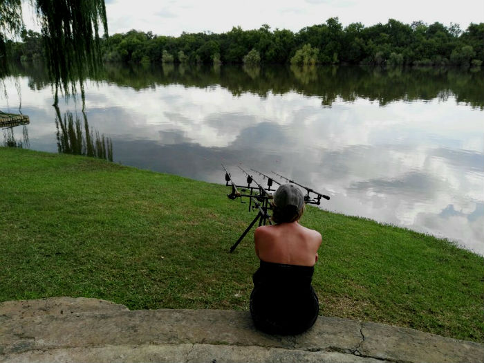 riverhouse vaal river carp waiting game