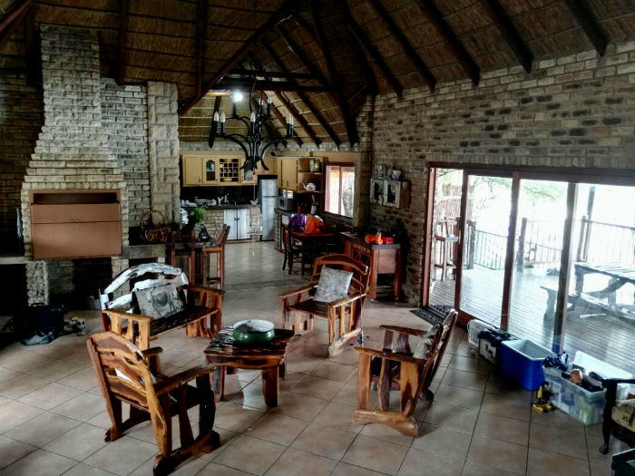 riverhouse vaal river inside view