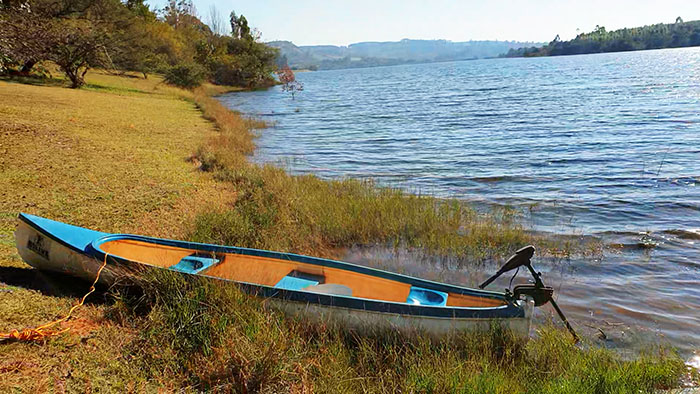 Da Gama Dam fishing canoe