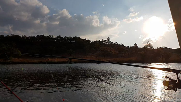 vygeboom dam house boat sunset