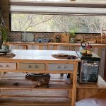 Kitchen at the cabin on the Olifants River in Presidentsrus